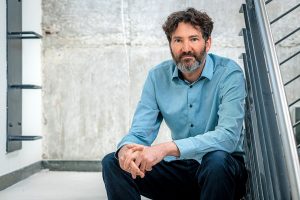 Moritz M&ouml;ller is Chief Marketing Officer bij Veganz. Het productportfolio van Veganz omvat producten van ontbijt tot diner en is verkrijgbaar in meer dan de helft van alle Europese landen en bij meer dan 25.000 verkooppunten wereldwijd. Foto: Veganz